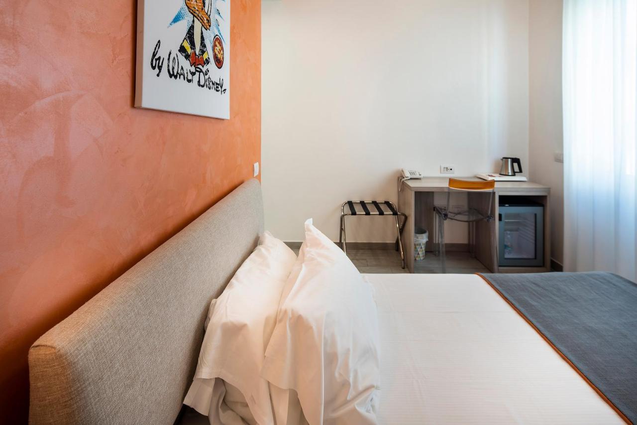 Istayintoledo Luxury Guest House Napoli Bagian luar foto