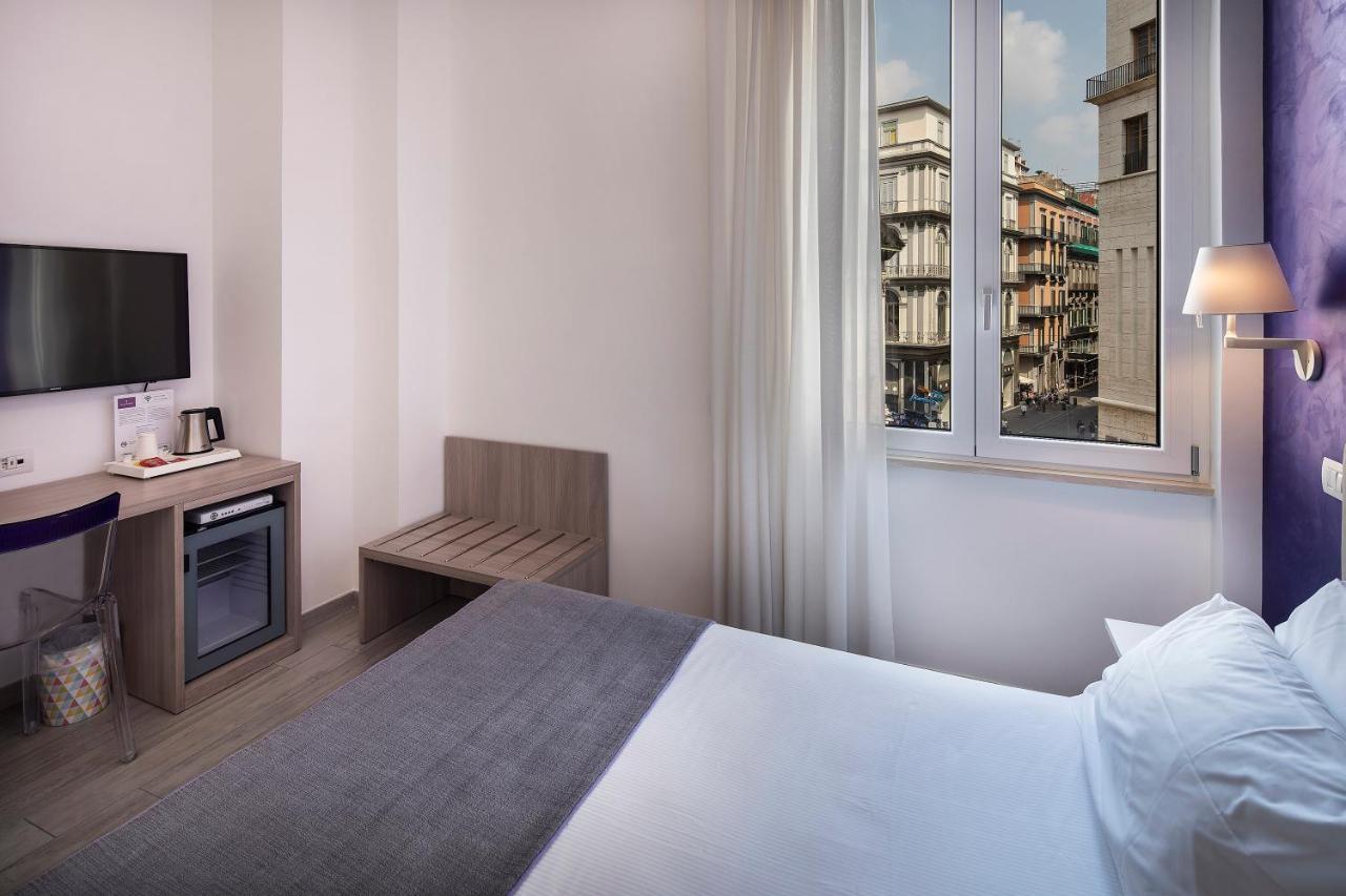 Istayintoledo Luxury Guest House Napoli Bagian luar foto